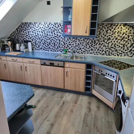 Apartament Gemuetliche Dachwohnung In Bruchmuehlbach-miesau